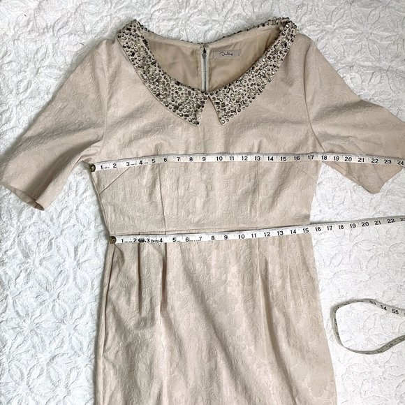 Darling jeweled collar dress tan damask retro style pockets - size large - Picture 10 of 11